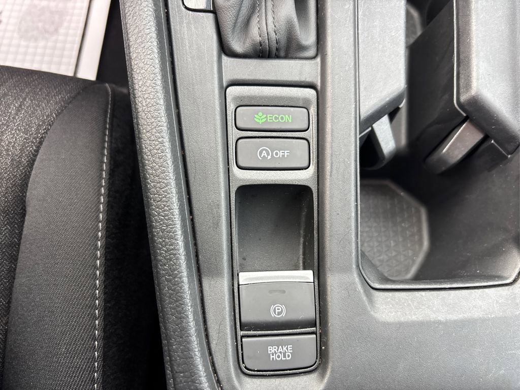 Used 2025 Honda Accord SE image 35