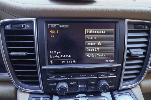 Used 2012 Porsche Panamera image 33