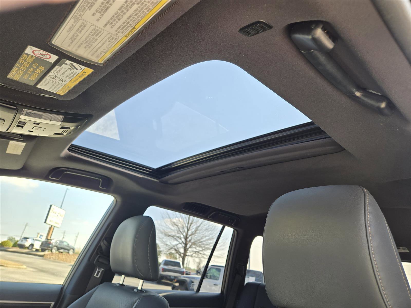 Used 2020 Lexus GX 460 Premium w/ Premium Package image 20