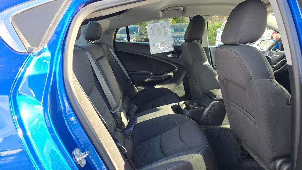 Used 2018 Chevrolet Volt LT image 12