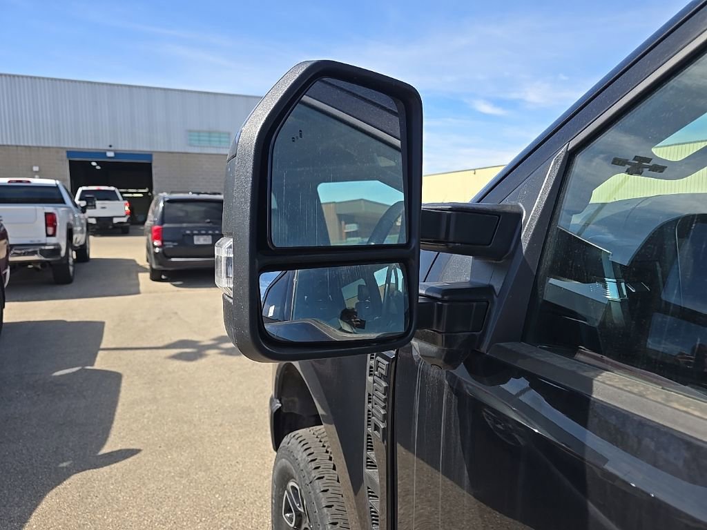 Used 2026 Ford F250 Platinum AWD/4WD image 9