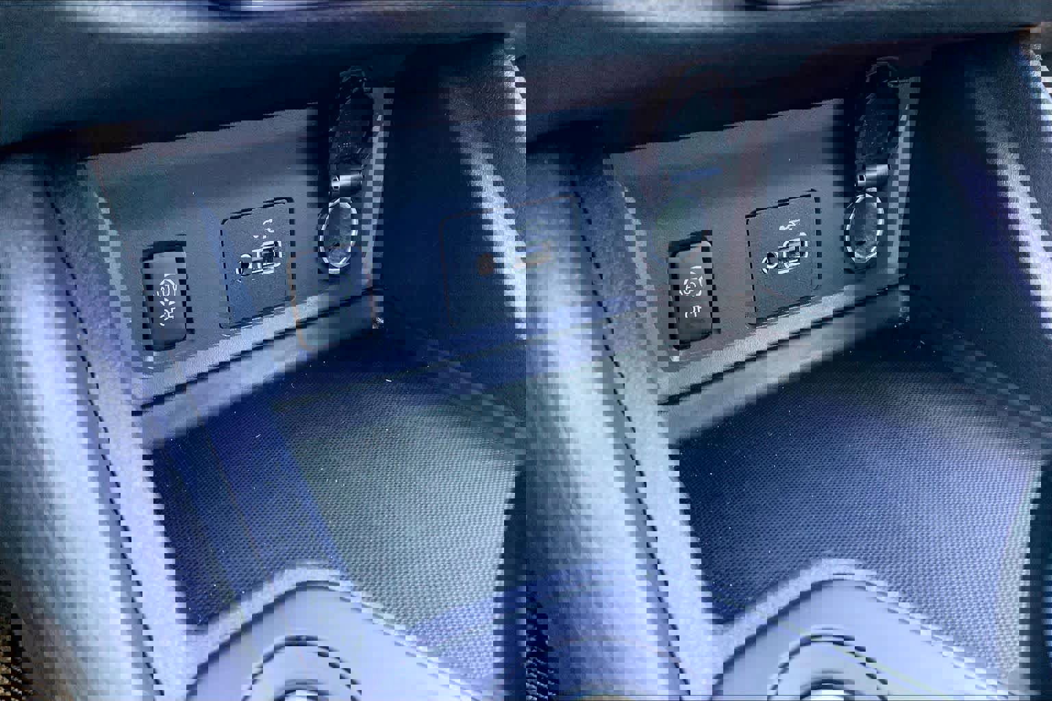 Used 2024 Nissan Sentra S image 27