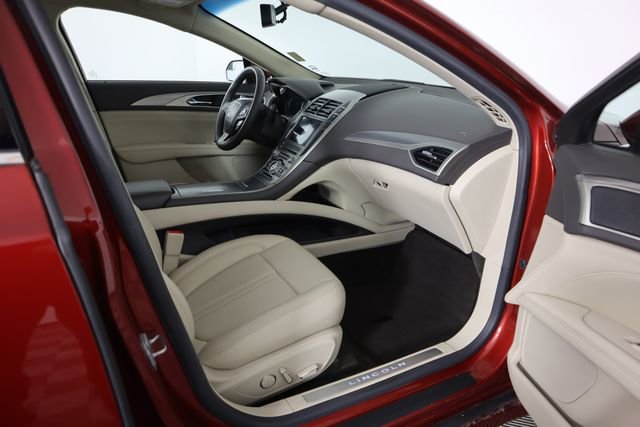 Used 2017 Lincoln MKZ Premiere FWD image 54