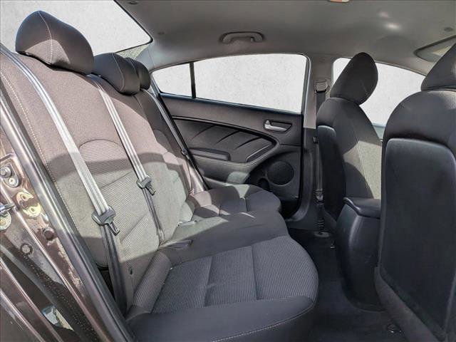 Used 2018 Kia Forte LX image 19