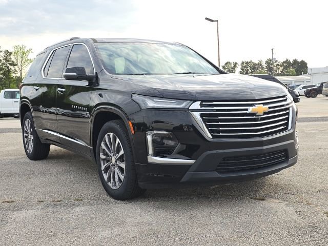 Used 2022 Chevrolet Traverse Premier FWD image 7