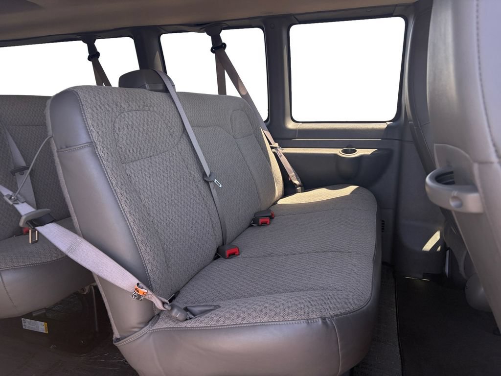 Certified 2025 Chevrolet Express 3500 LT w/ LT Preferred Equipment Group RWD image 18