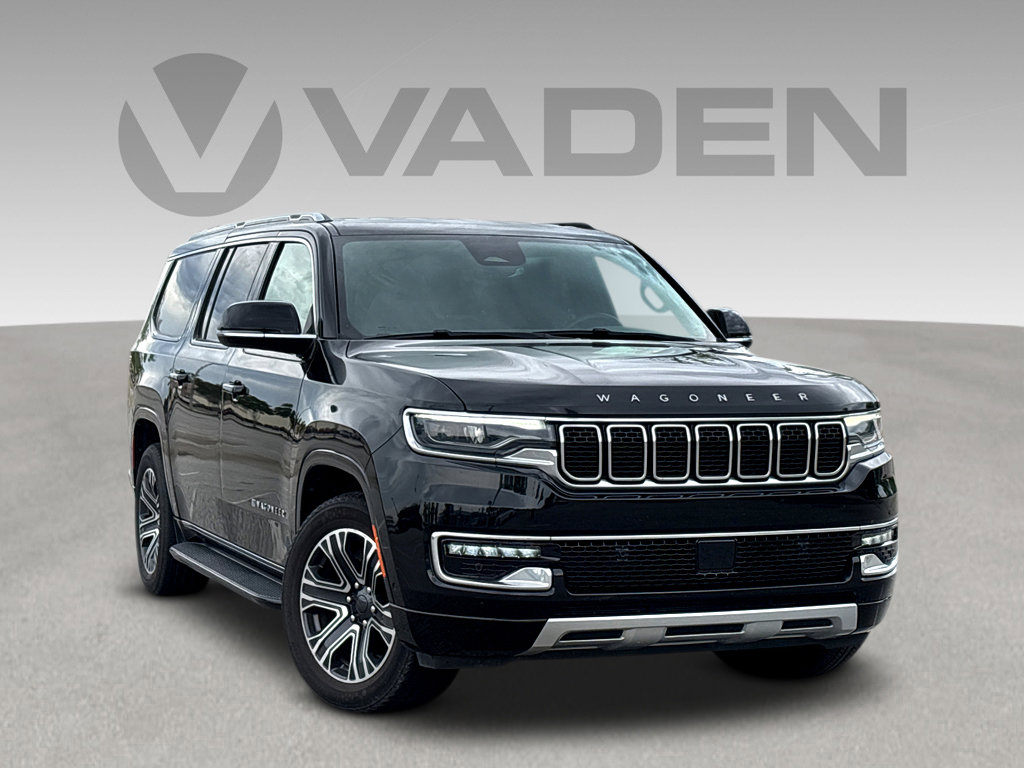 Used 2023 Jeep Wagoneer L Series II AWD/4WD image 1