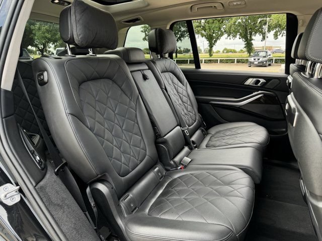 Used 2025 BMW X7 xDrive40i w/ Premium Package AWD/4WD image 34
