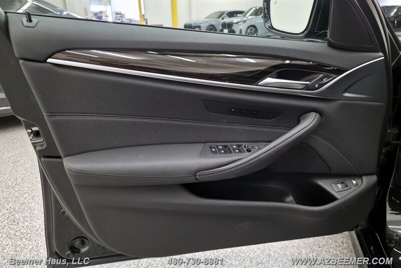 Used 2023 BMW 530e w/ M Sport Package RWD image 17