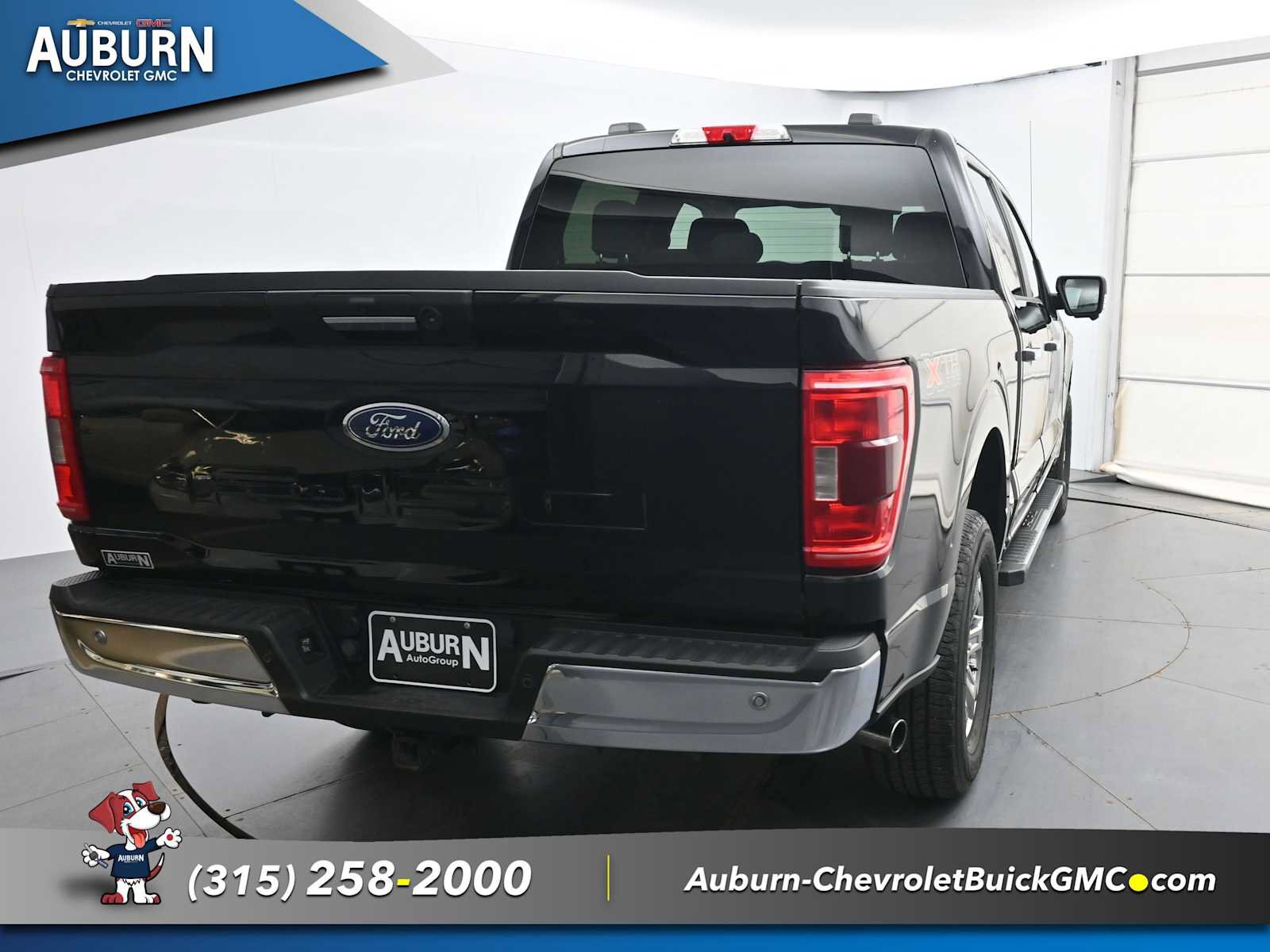 Used 2021 Ford F150 XLT w/ XTR Package AWD/4WD image 4
