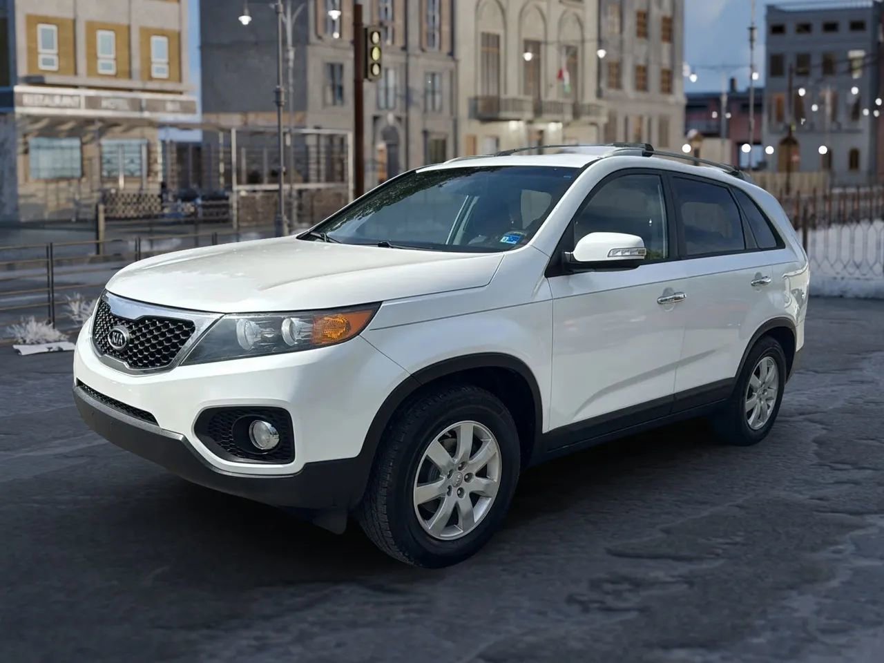 Used 2013 Kia Sorento LX w/ Convenience Pkg image 1