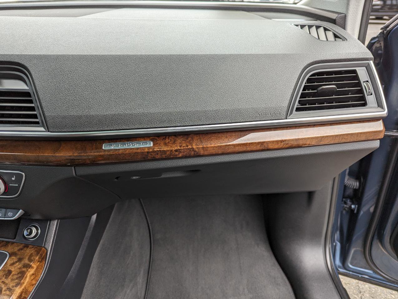 Used 2018 Audi Q5 2.0T Premium Plus w/ Premium Plus Package image 36