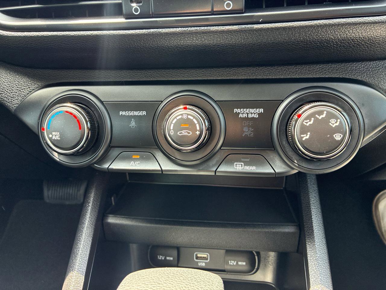 Used 2022 Kia Forte LXS w/ LXS Technology Package FWD image 47