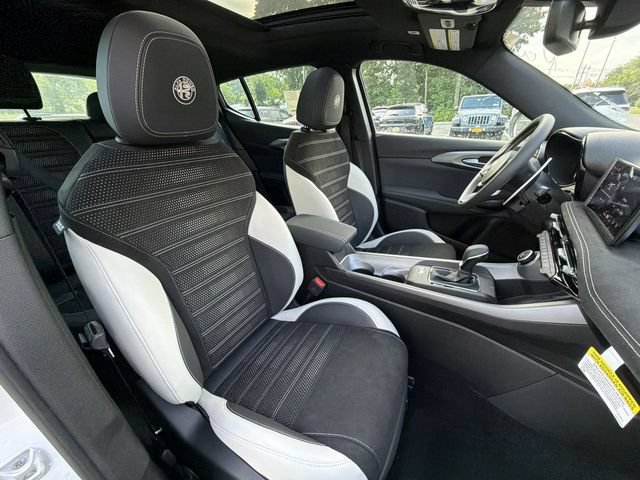 New 2026 Alfa Romeo Tonale w/ Active Assist Package AWD/4WD image 15