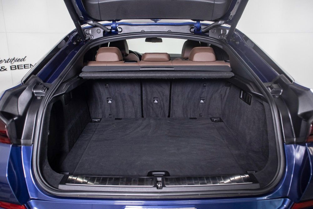 Used 2021 BMW X6 xDrive40i w/ M Sport Package image 11