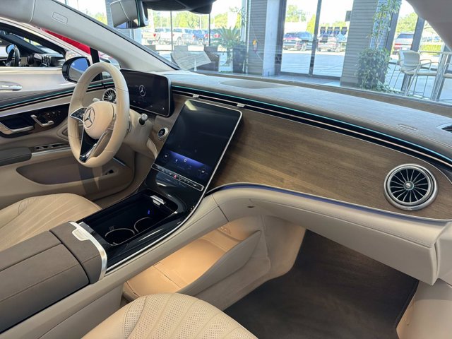 Used 2023 Mercedes-Benz EQS 450+ Sedan image 19