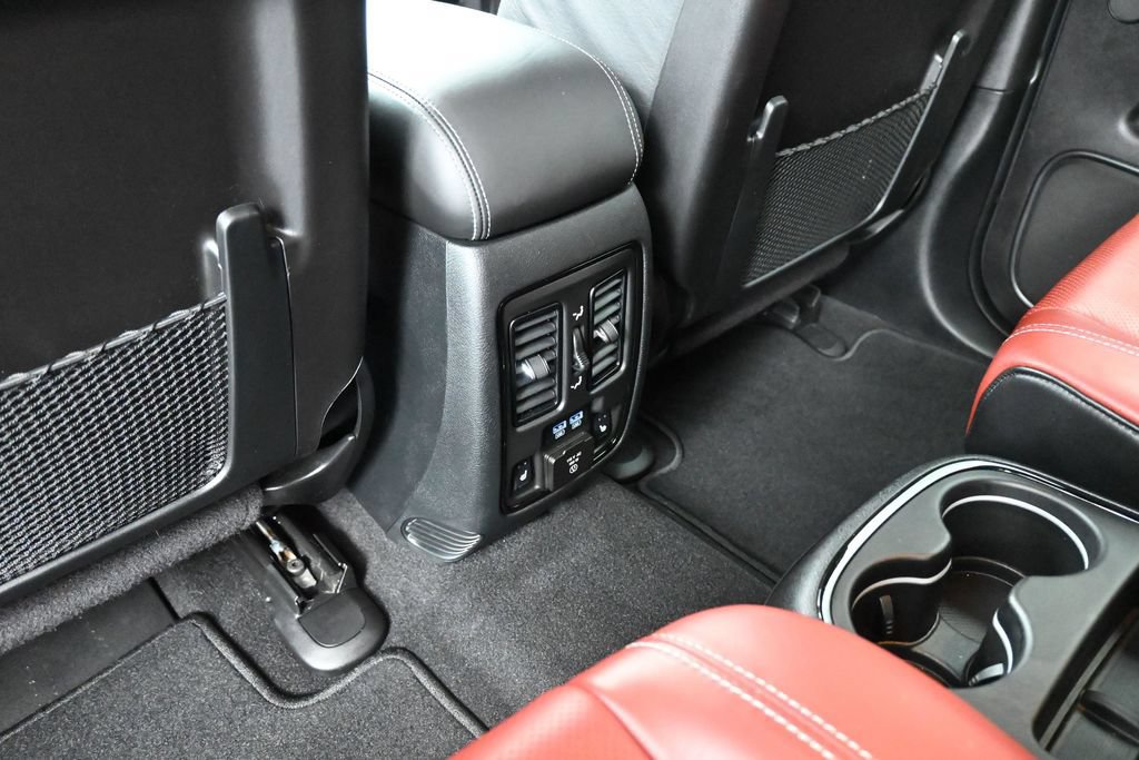 Used 2024 Dodge Durango SRT AWD/4WD image 25