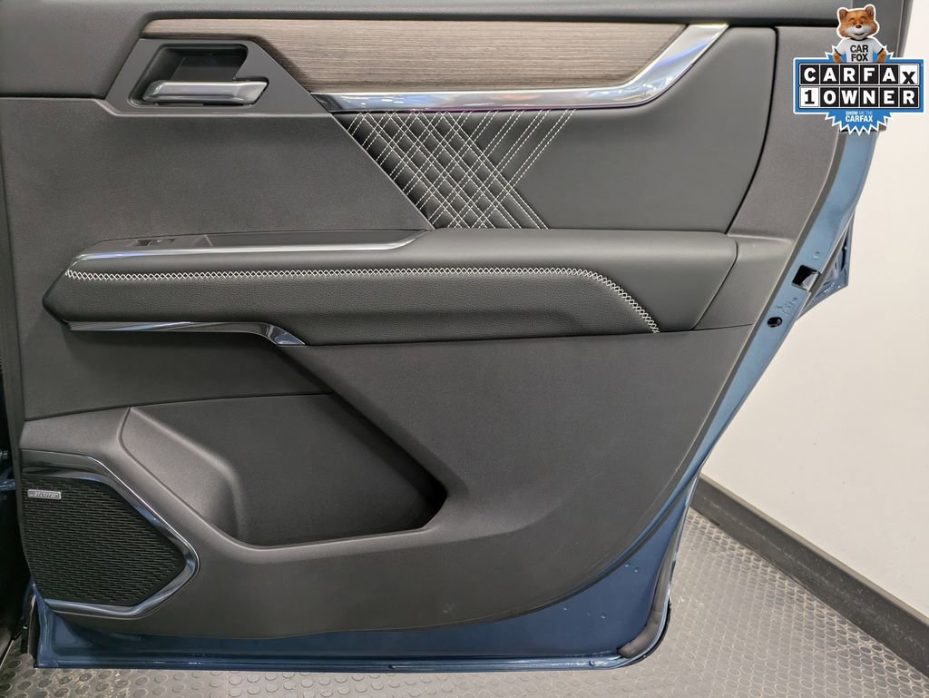 Used 2025 GMC Acadia Denali w/ LPO, Floor Liner Package image 25