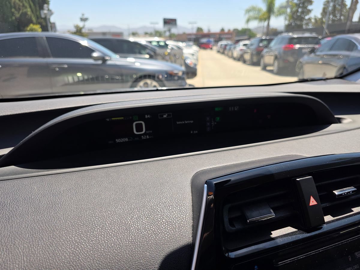 Used 2017 Toyota Prius One FWD image 31