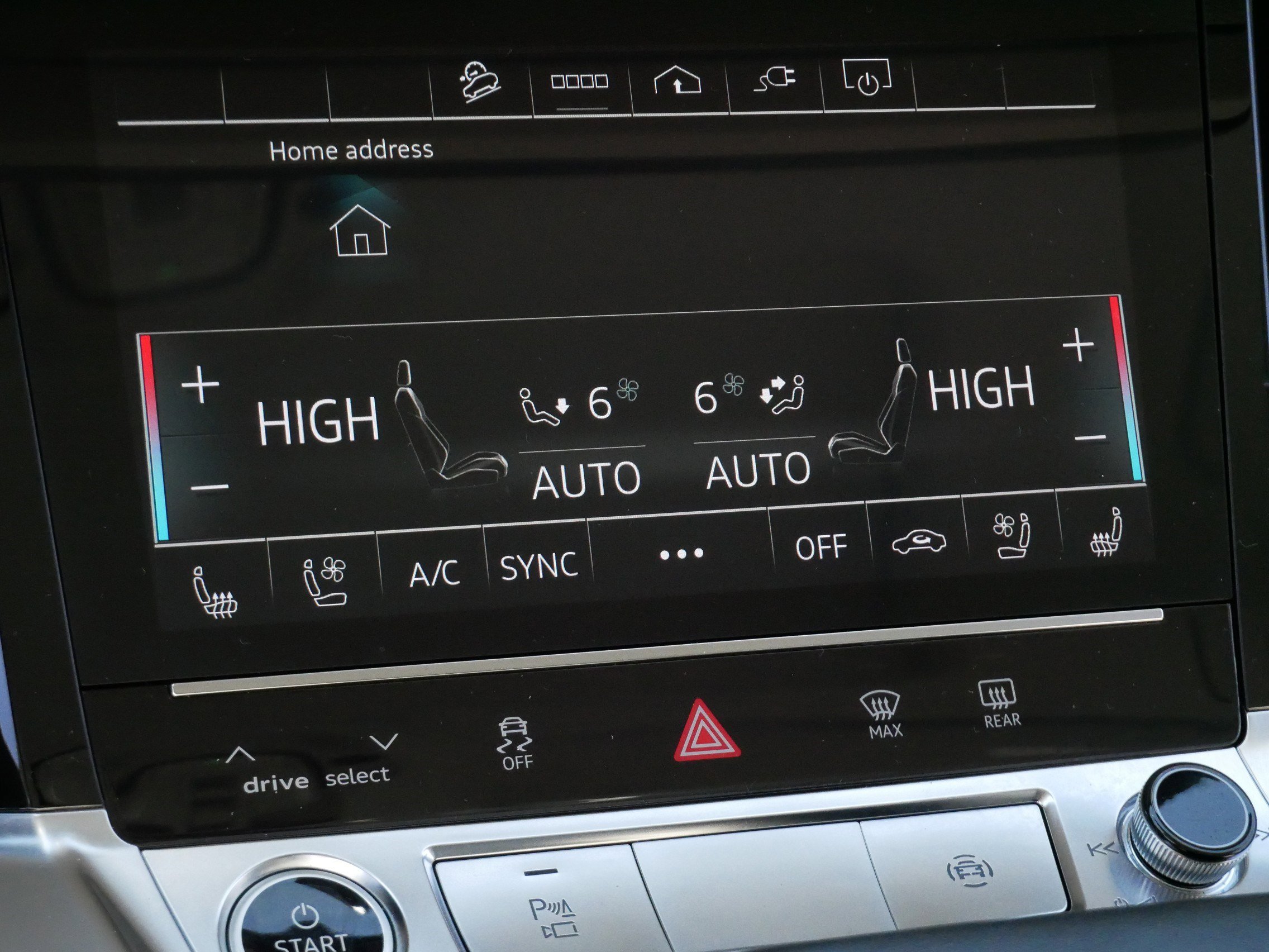 Used 2024 Audi Q8 e-tron Premium Plus image 23