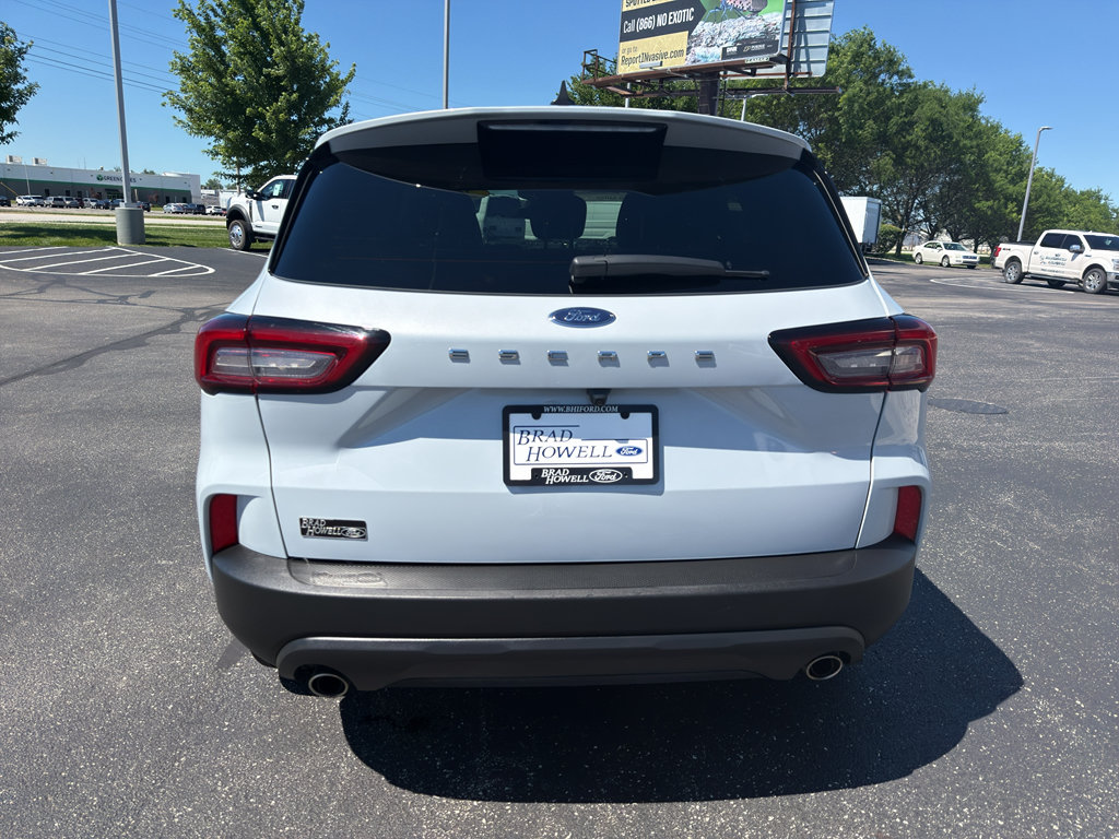 Used 2025 Ford Escape ST-Line FWD image 7