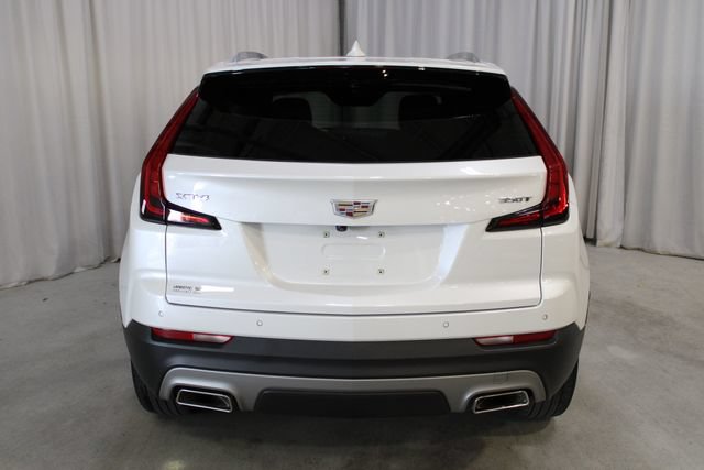 Used 2023 Cadillac XT4 Premium Luxury w/ Cold Weather Package FWD image 33