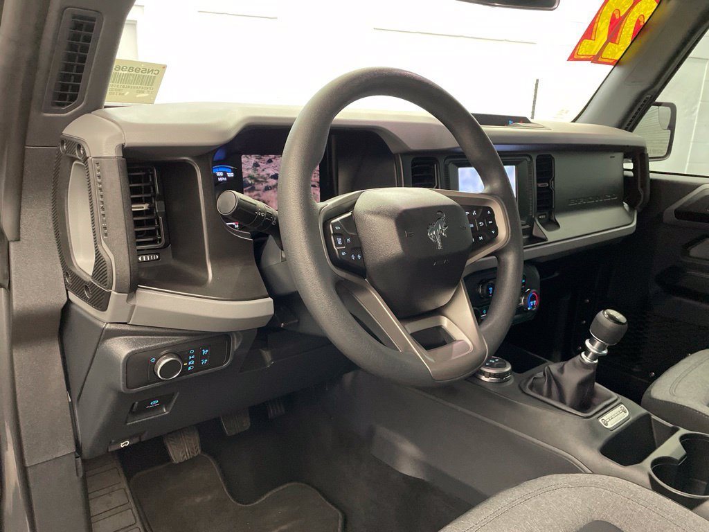 Used 2022 Ford Bronco 2-Door AWD/4WD image 10