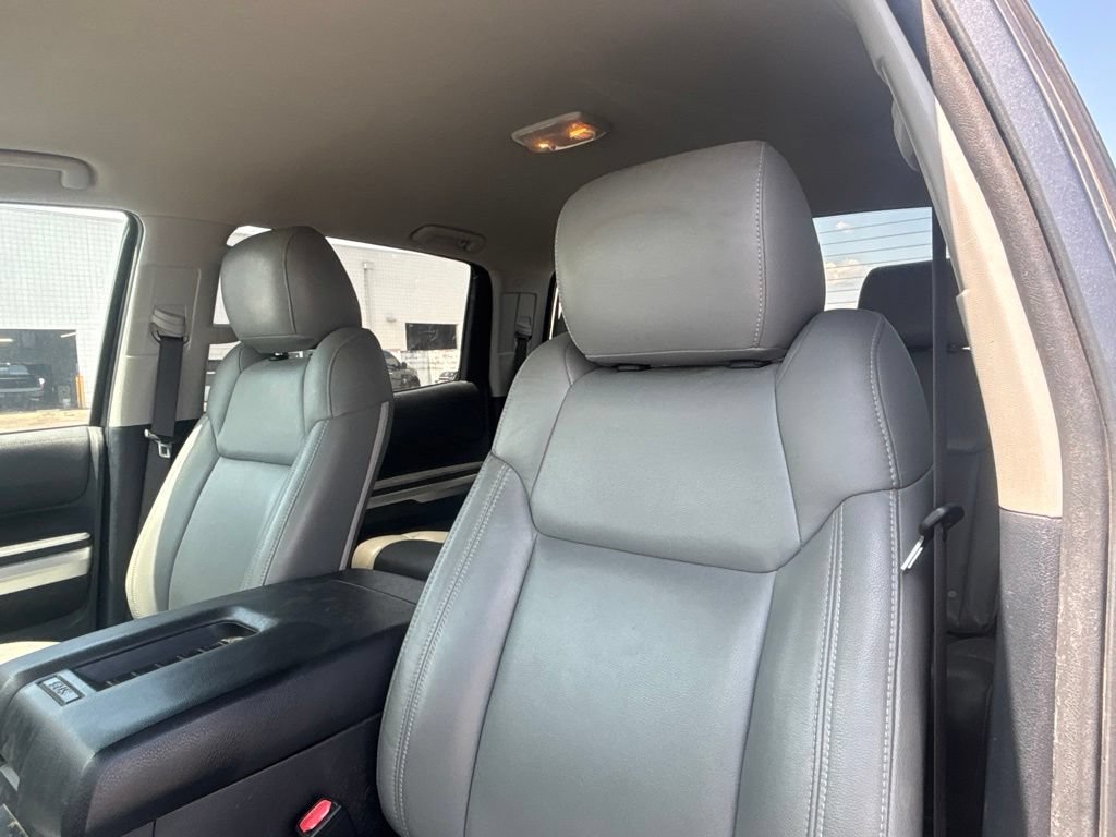 Used 2014 Toyota Tundra SR5 w/ SR5 Upgrade Package AWD/4WD image 2