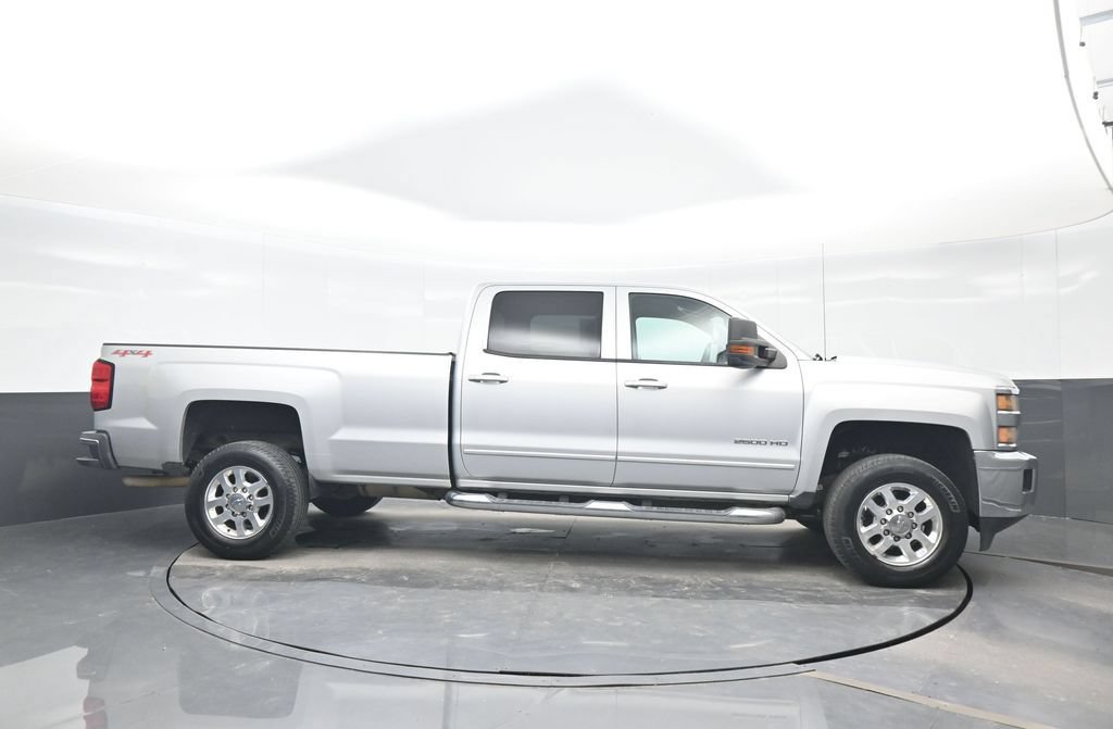 Used 2015 Chevrolet Silverado 2500 LT w/ LT Convenience Package AWD/4WD image 7