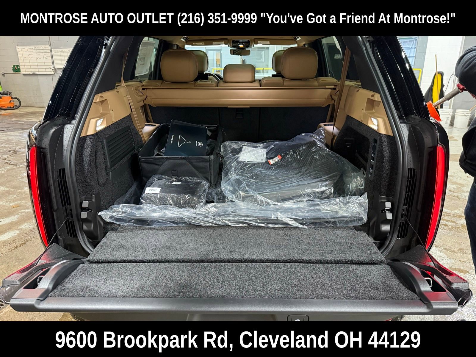 New 2026 Land Rover Range Rover Long Wheelbase SE image 43