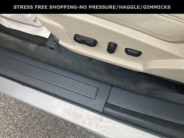 Used 2009 Ford Flex SEL image 17