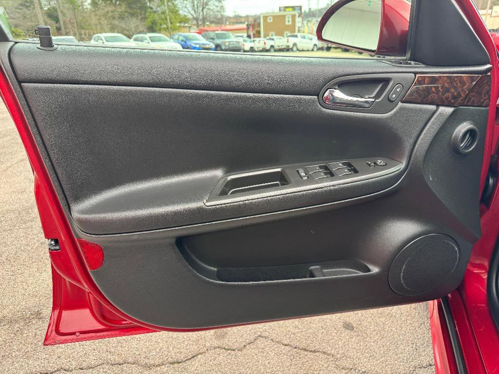 Used 2013 Chevrolet Impala LT image 11