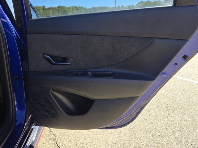 Used 2022 Hyundai Elantra N FWD image 9
