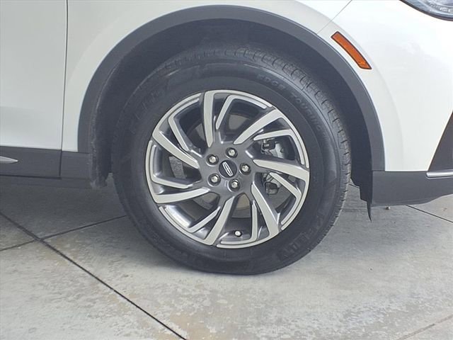 Certified 2024 Lincoln Corsair AWD w/ Equipment Group 101A image 25