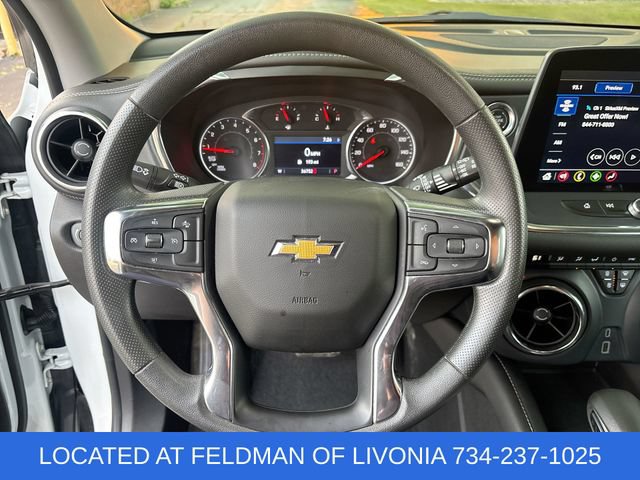 Used 2025 Chevrolet Blazer LT AWD/4WD image 11