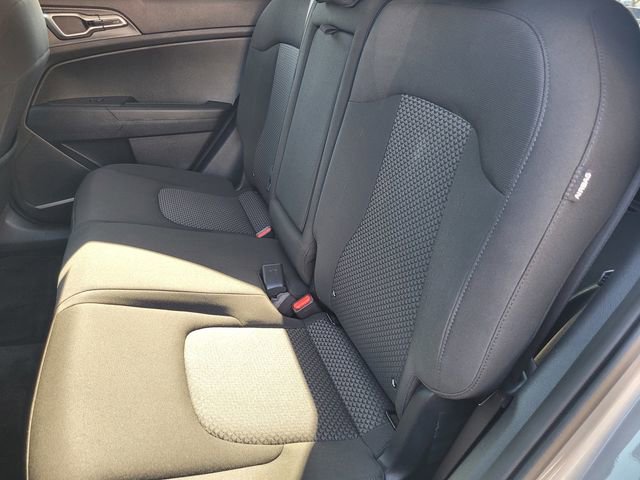 Used 2025 Kia Sportage LX image 13