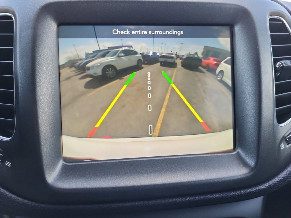 Used 2017 Jeep Compass Trailhawk w/ Leather Interior Group AWD/4WD image 19