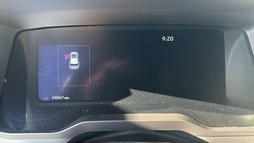 Used 2024 Toyota Sequoia Capstone AWD/4WD image 6