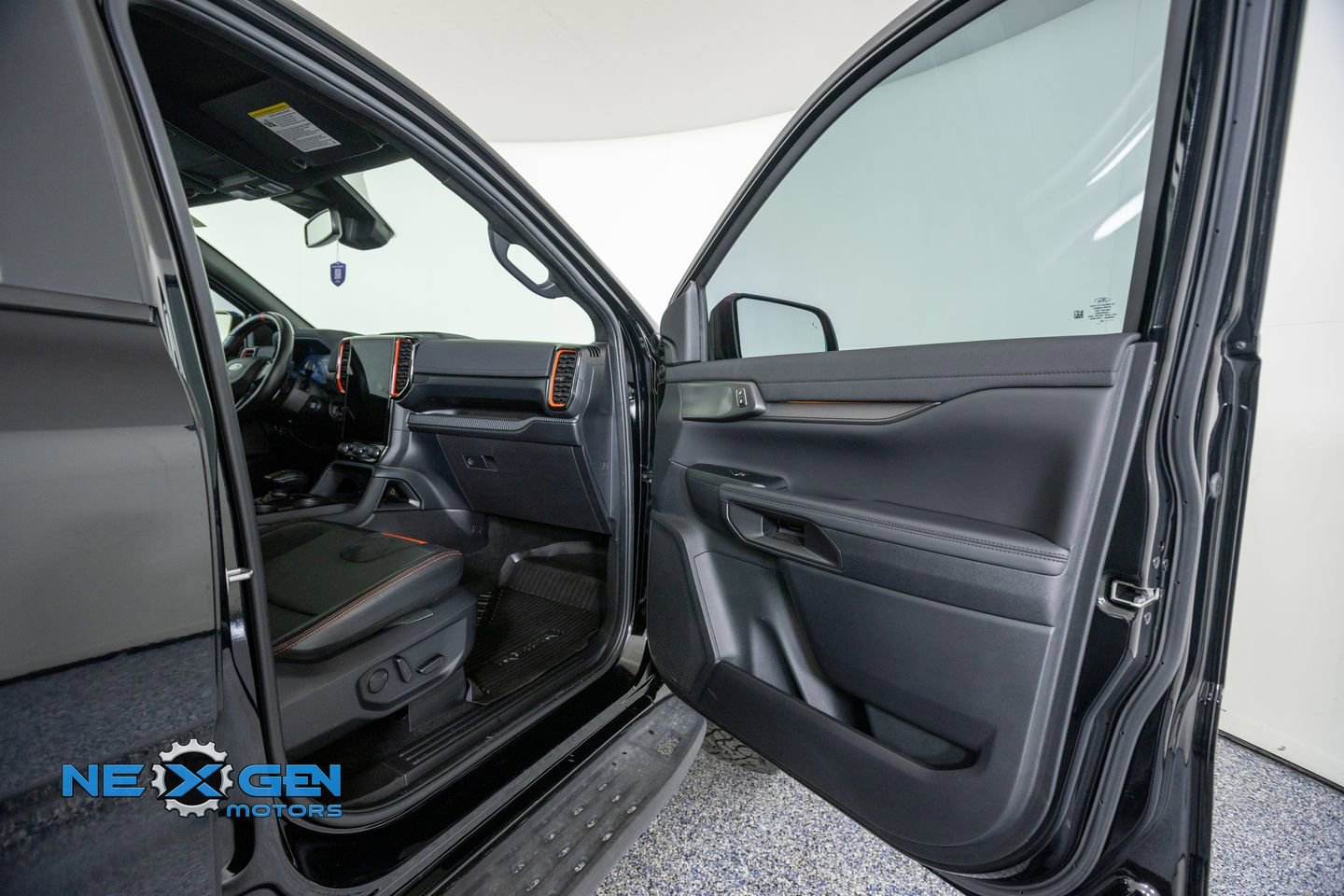 Used 2024 Ford Ranger Raptor AWD/4WD image 40