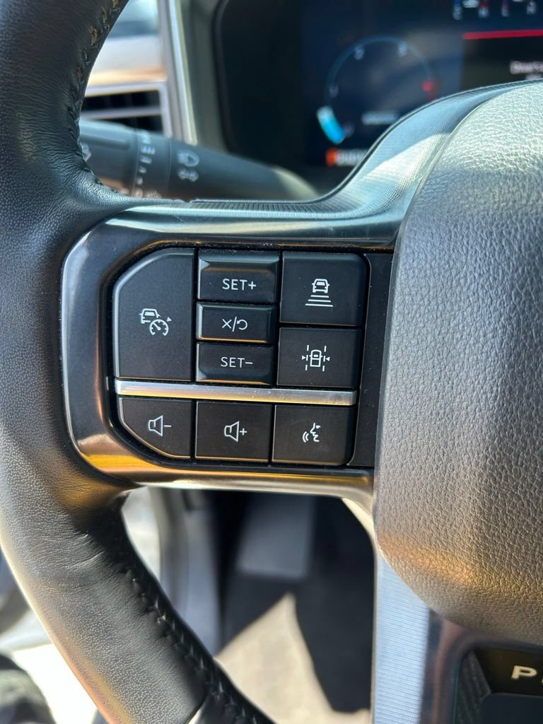 Used 2025 Ford F250 Platinum AWD/4WD image 17