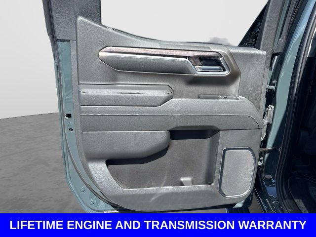 Used 2026 Chevrolet Silverado 1500 LTZ w/ LTZ Convenience Package II AWD/4WD image 14