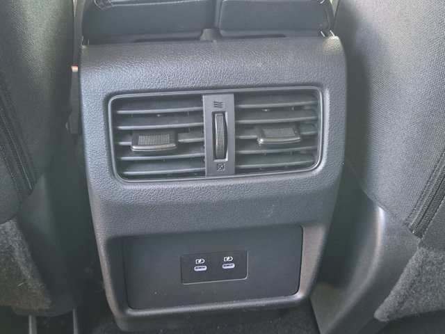 Used 2024 Nissan Rogue SV FWD image 16