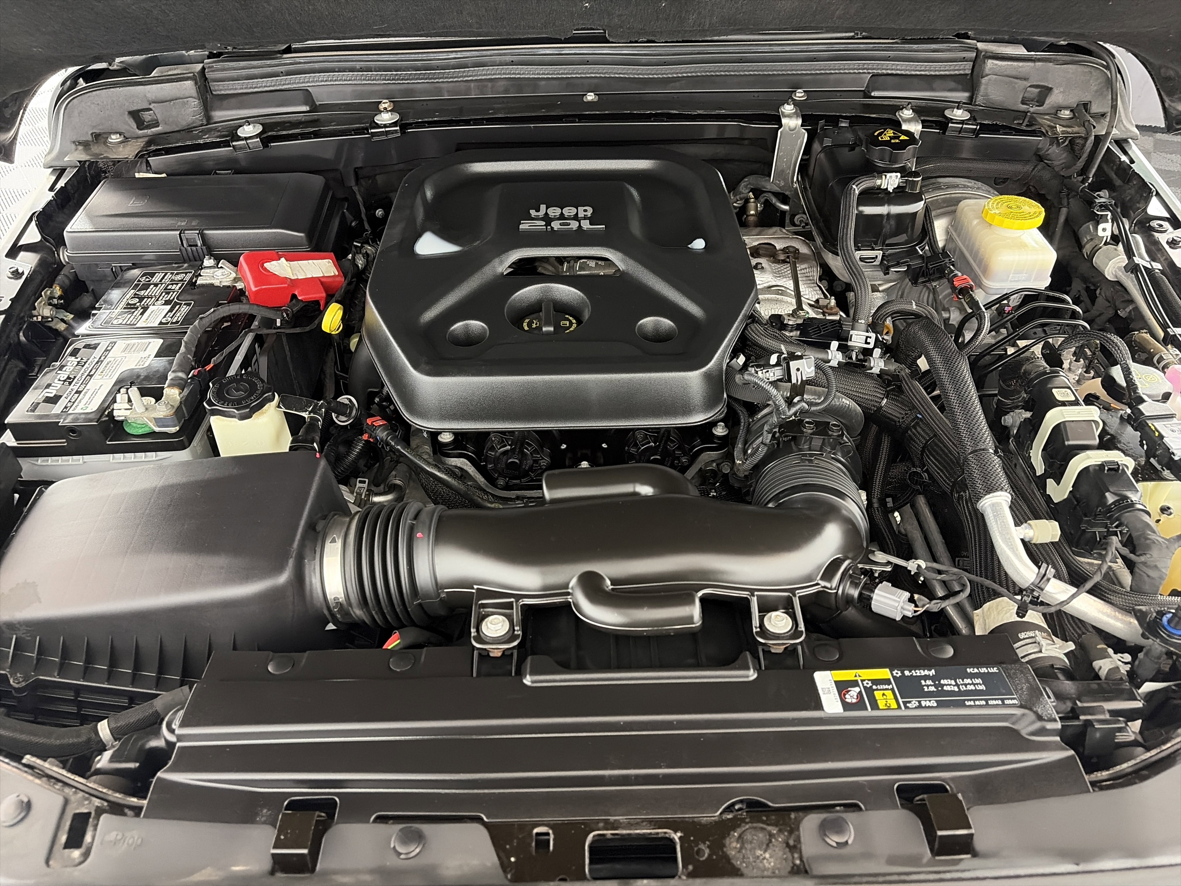 Used 2019 Jeep Wrangler Unlimited Sahara image 11