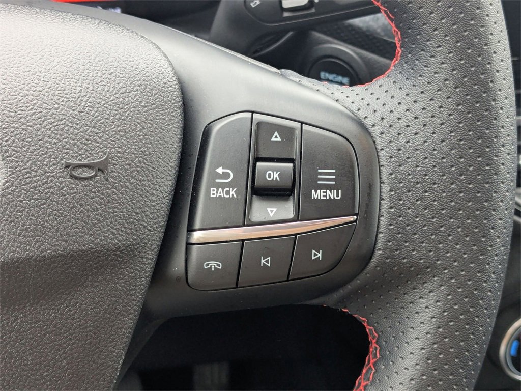 Used 2025 Ford Escape ST-Line image 19