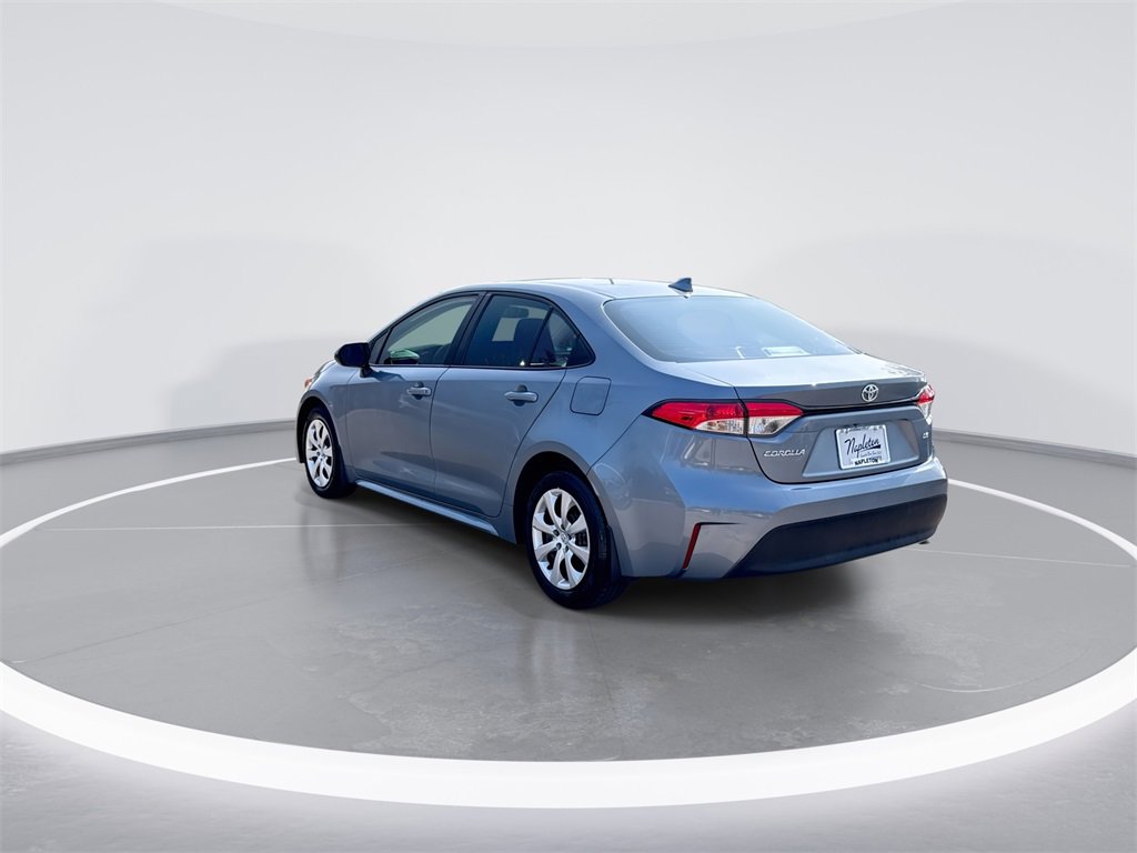 Used 2025 Toyota Corolla LE image 5