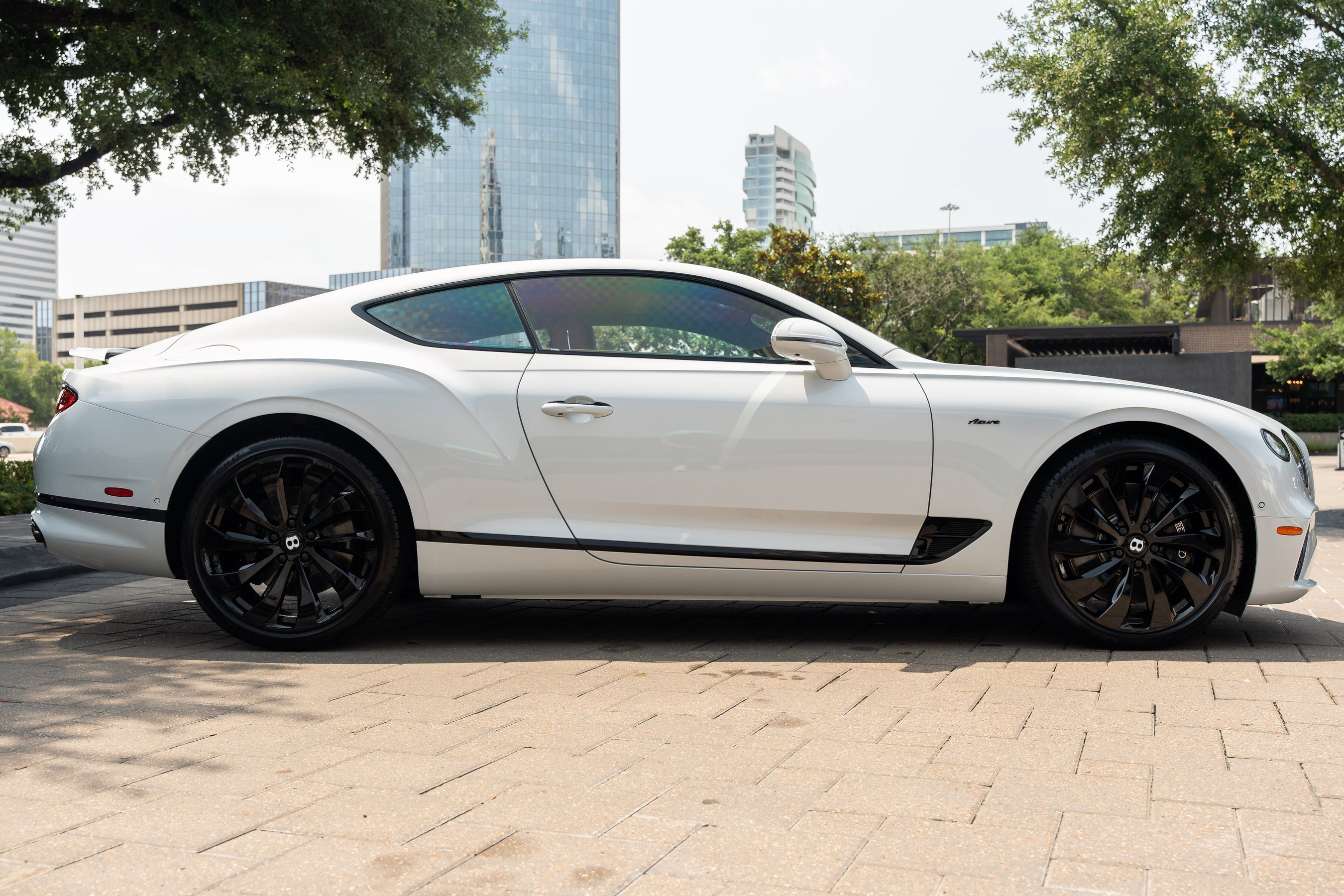 Used 2024 Bentley Continental GT Azure image 24