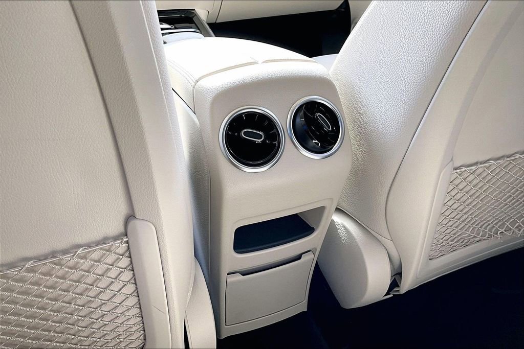 Certified 2022 Mercedes-Benz GLA 250 4MATIC image 25