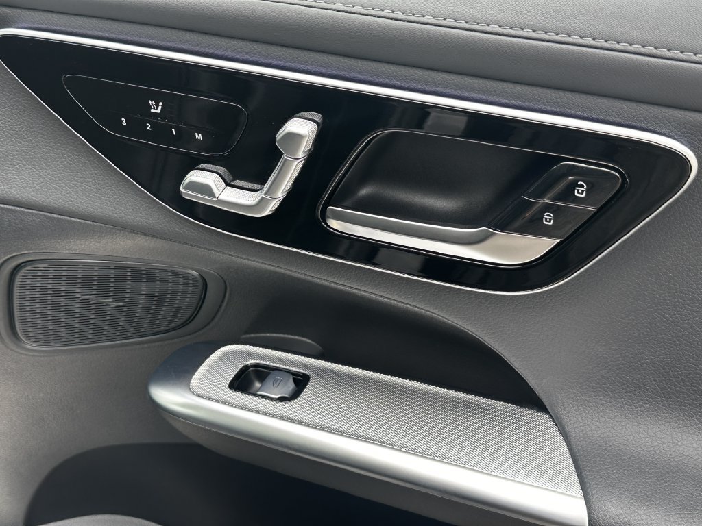 Certified 2026 Mercedes-Benz GLC 300 4MATIC image 17