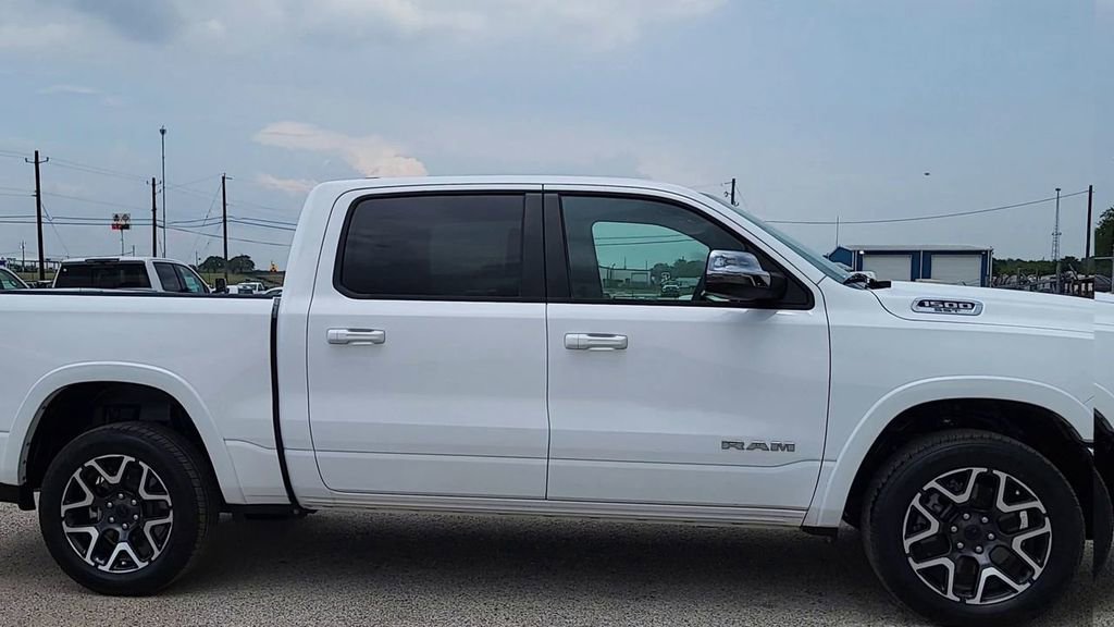 Used 2025 RAM 1500 Laramie image 9