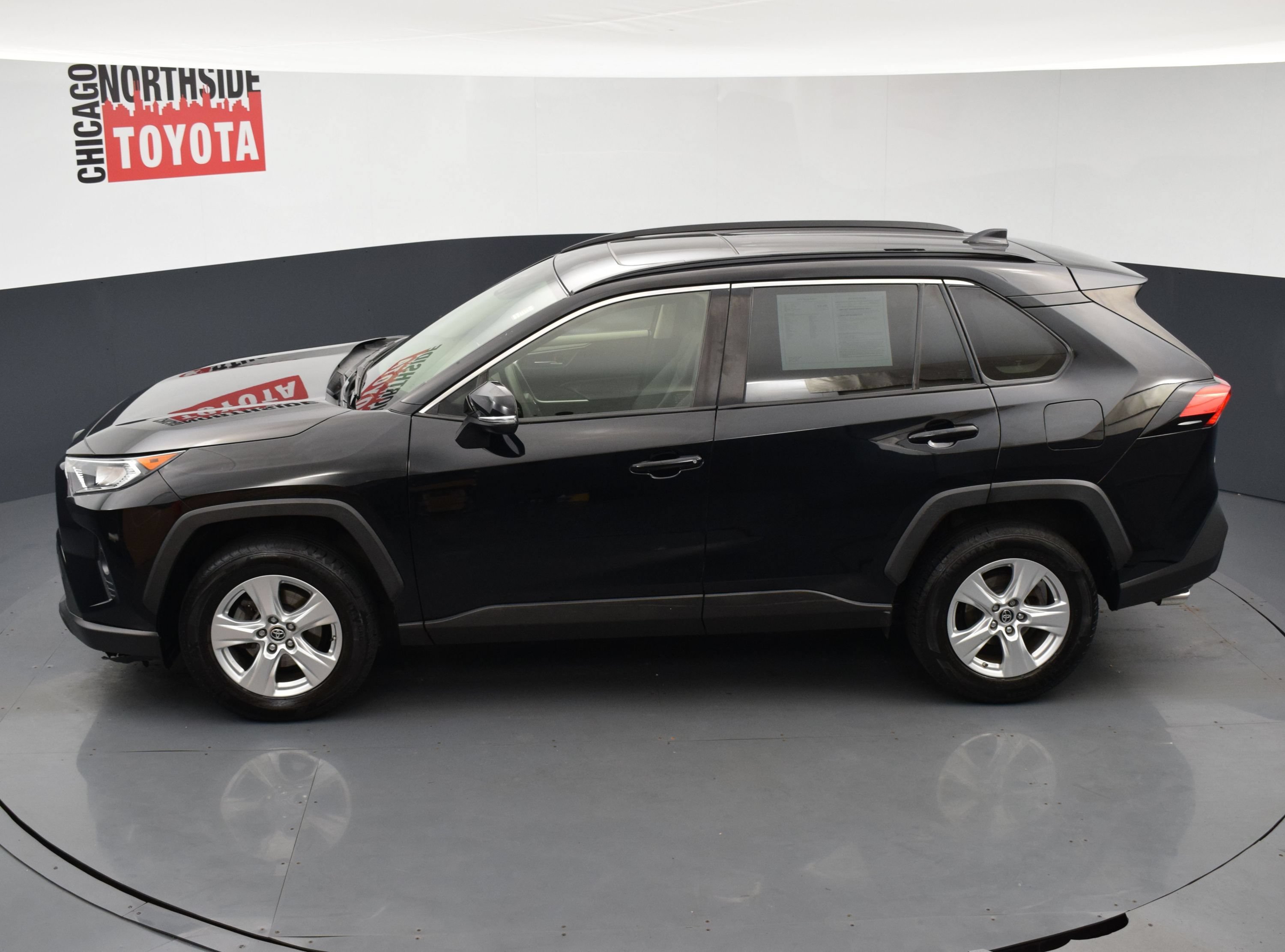 Used 2019 Toyota RAV4 XLE w/ Convenience Package AWD/4WD image 19